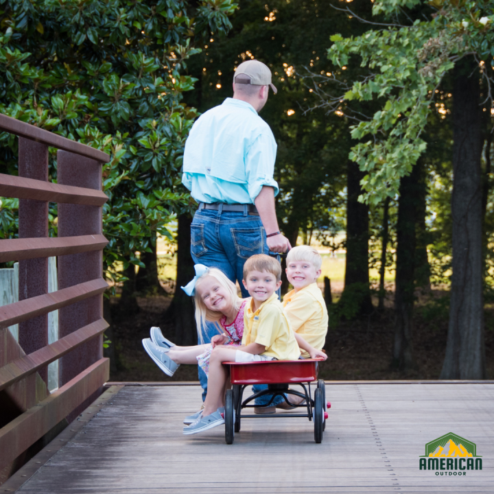 Make Family Vacations More Fun with Push and Pull Wagons