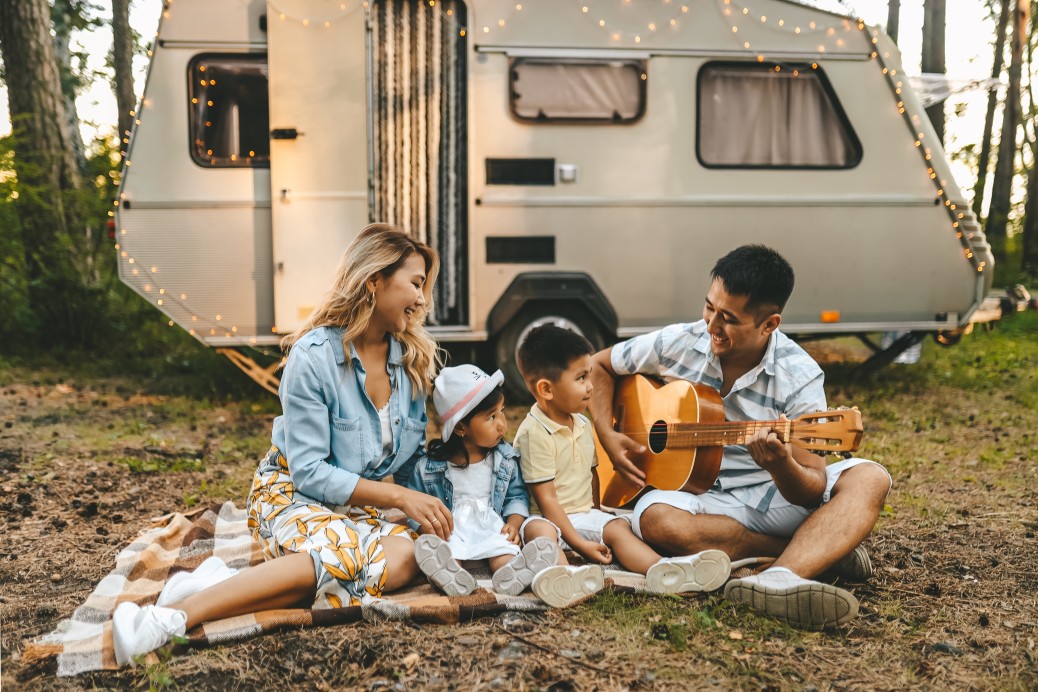 Tips for Family Camping Newbies and How Push and Pull Wagons can Help